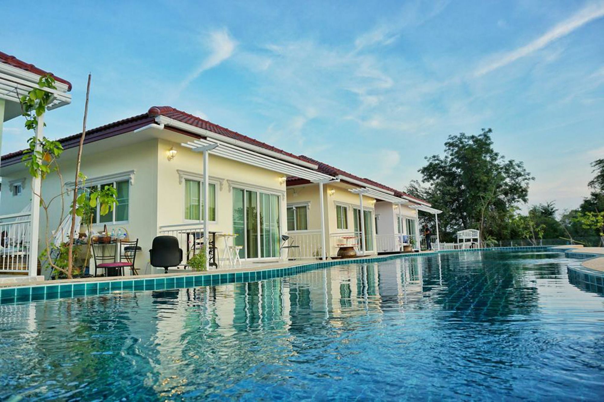 Sky And Water Resort Cha-Am Buitenkant foto